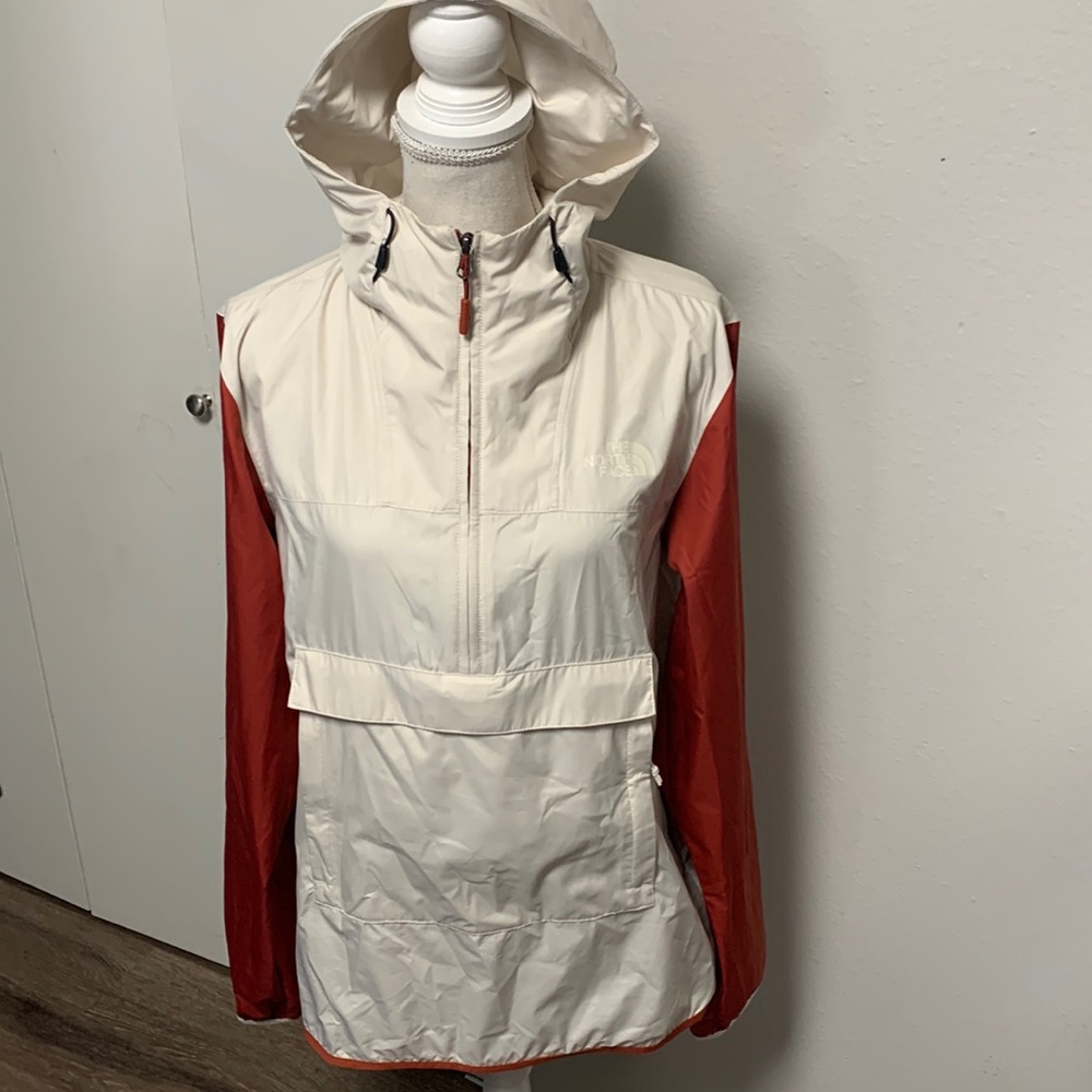 The North Face Windwall pullover